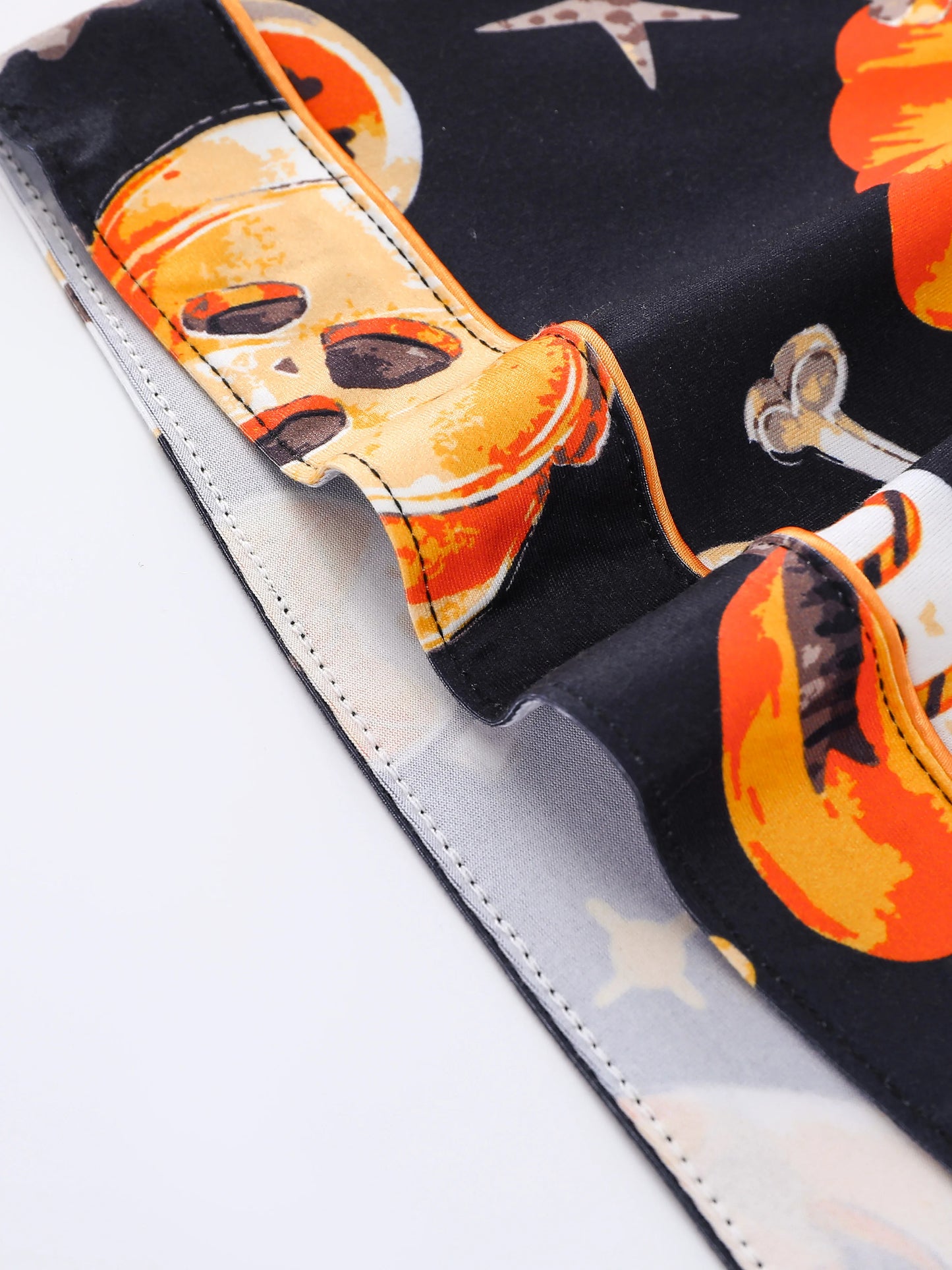 Halloween pumpkin bat print pajama set for women comfortable short-sleeved lapel top and baggy shorts loungewear for women